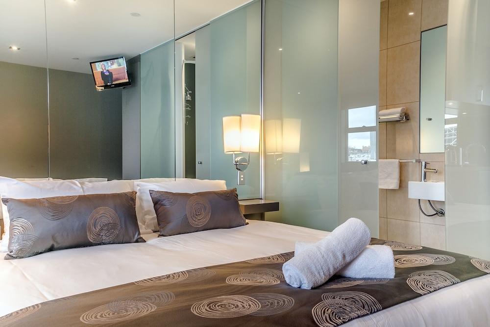 Melbourne Vivo Aparthotel Екстериор снимка