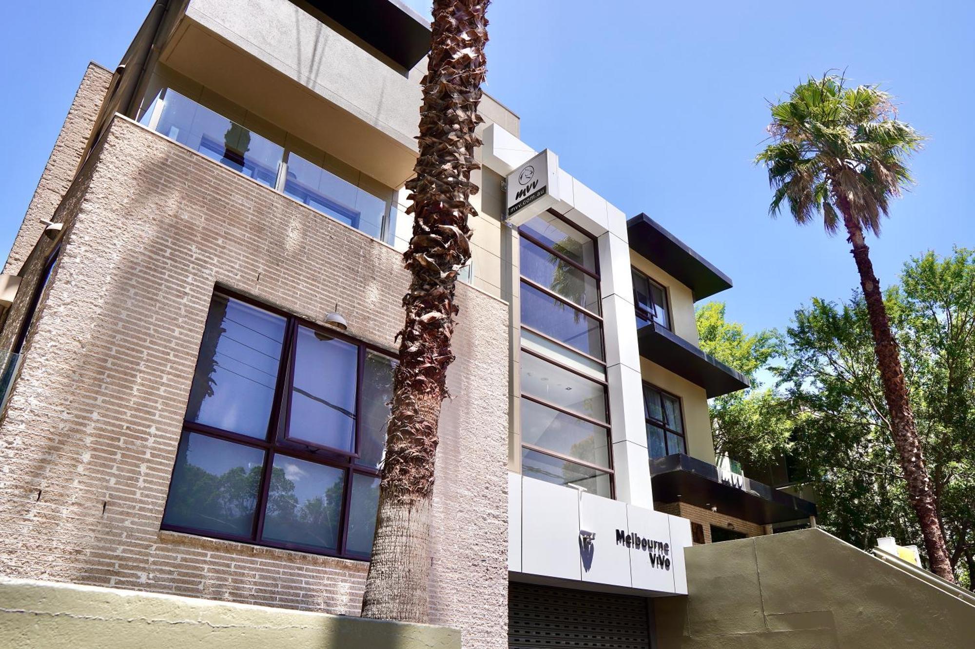 Melbourne Vivo Aparthotel Екстериор снимка