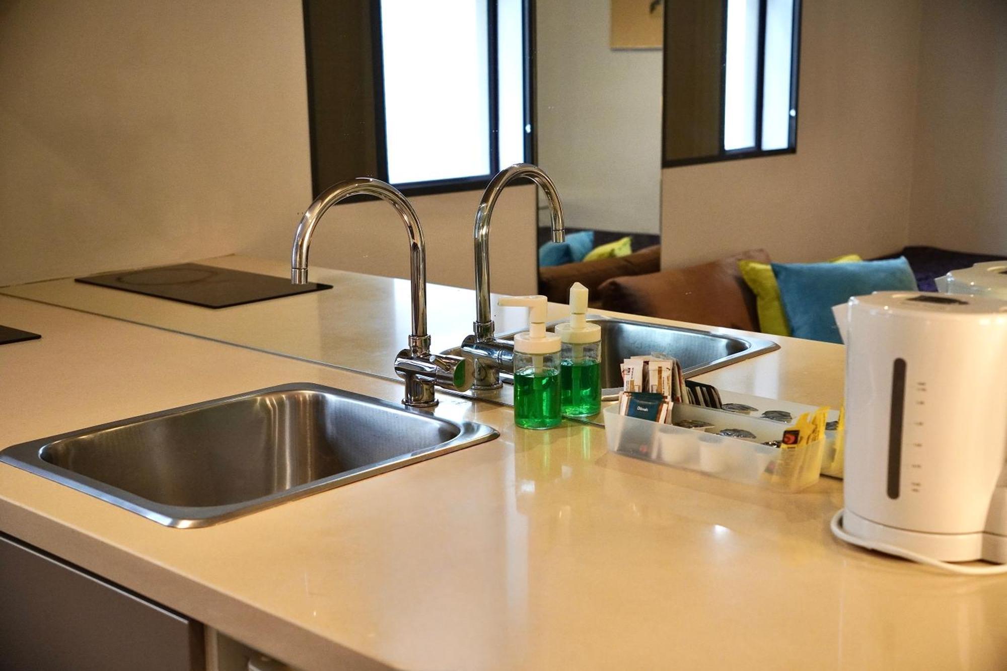 Melbourne Vivo Aparthotel Екстериор снимка