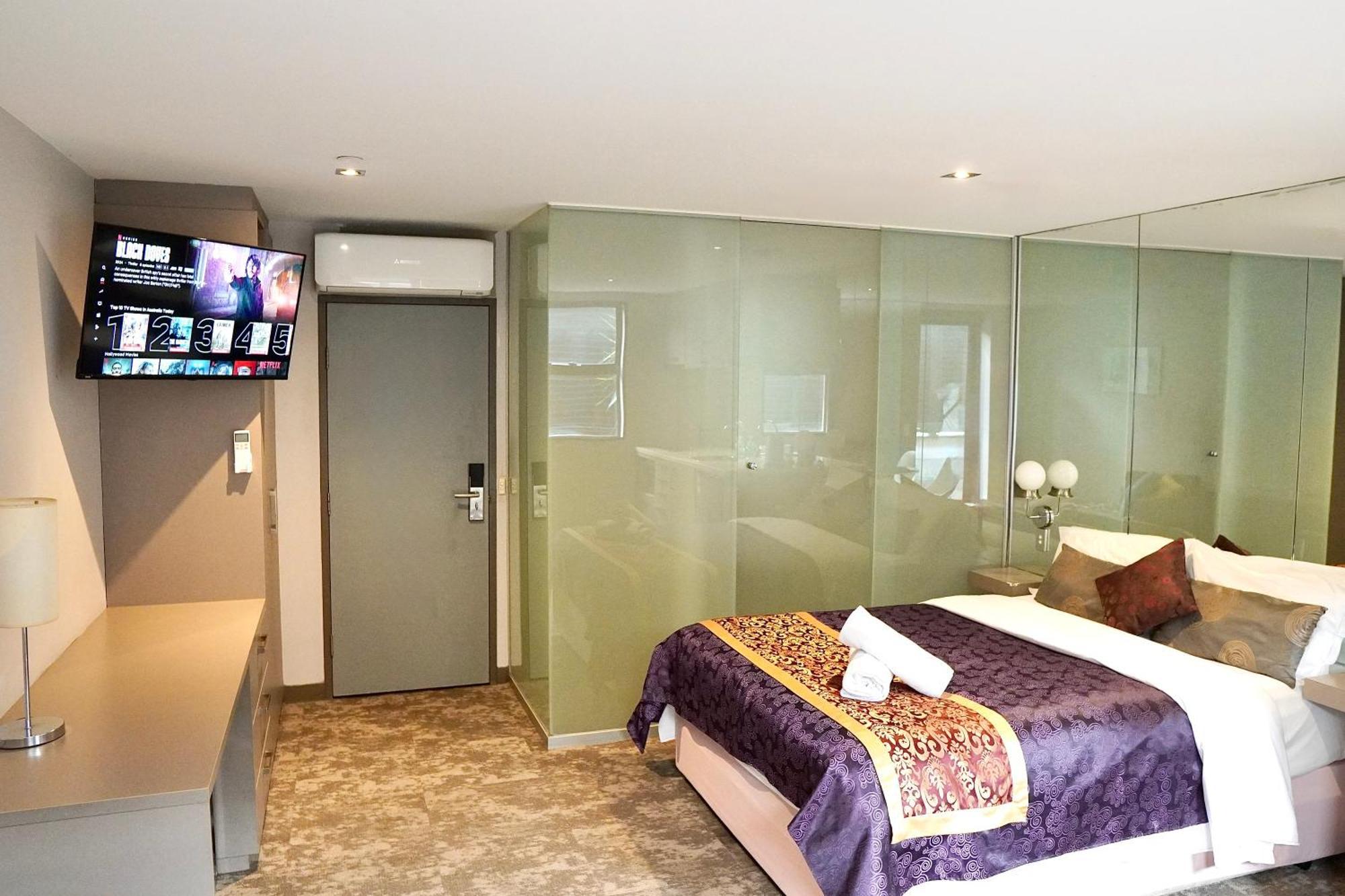 Melbourne Vivo Aparthotel Екстериор снимка