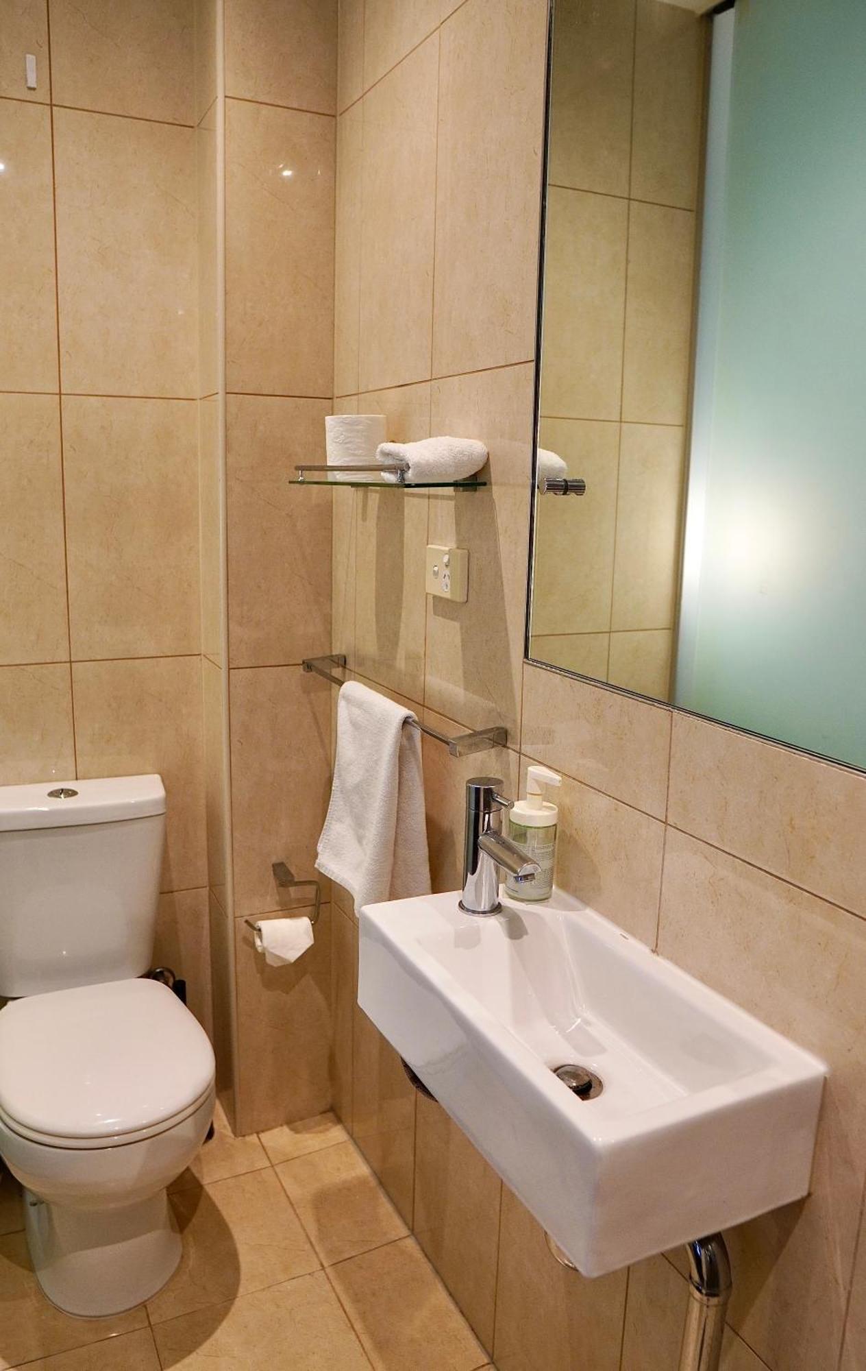 Melbourne Vivo Aparthotel Екстериор снимка
